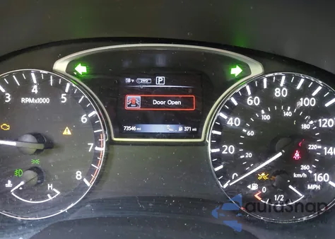 2018 Nissan Pathfinder Platinum z USA, uszkodzony, nr VIN 5N1DR2MM2JC678308